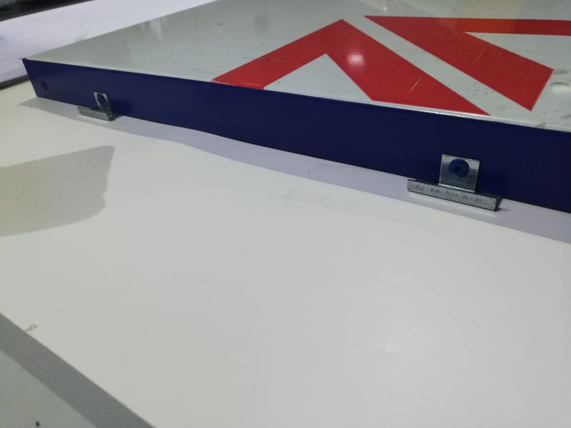 Cleme prindere caseta alucobond 01